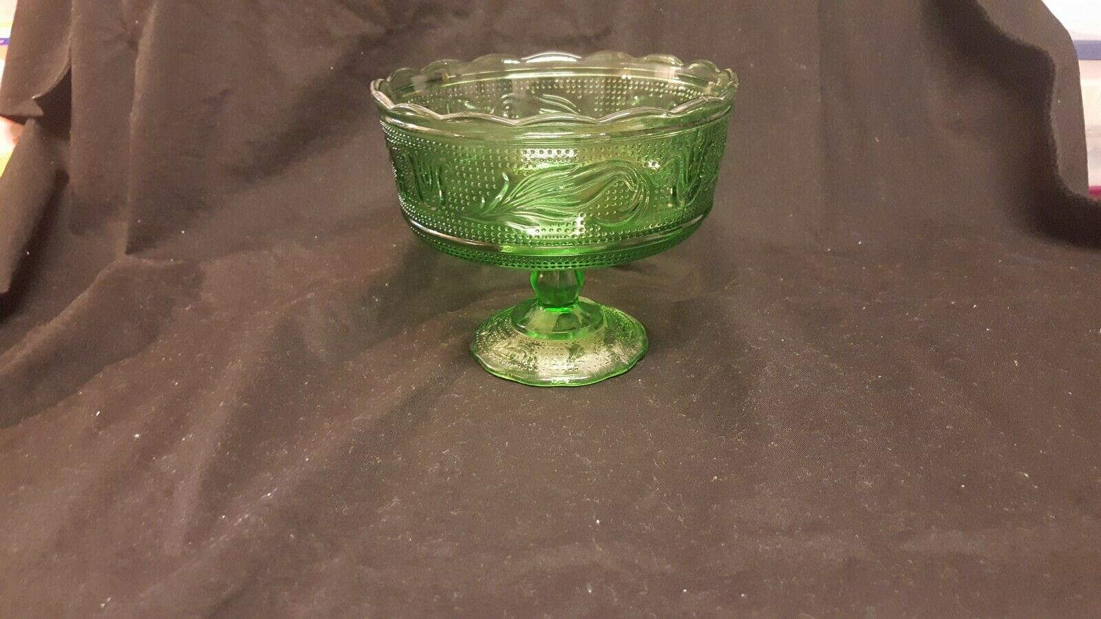 Vintage E.o. Brody Co. Emerald Green pedastal Glass Bowl Candy Dish