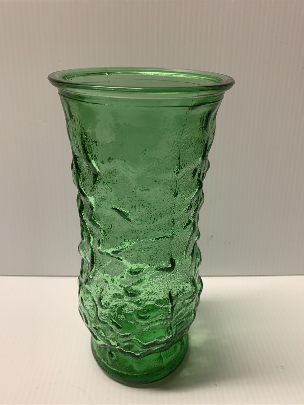 Vintage E. O. Brody Co. Green Crinkle Floral Vase #110 4” X 8 3/4” Tall